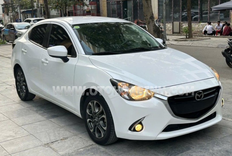 Mazda 2 1.5 AT 2018