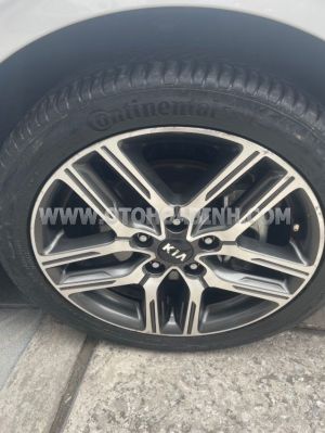 Xe Kia Cerato 1.6 AT Luxury 2021