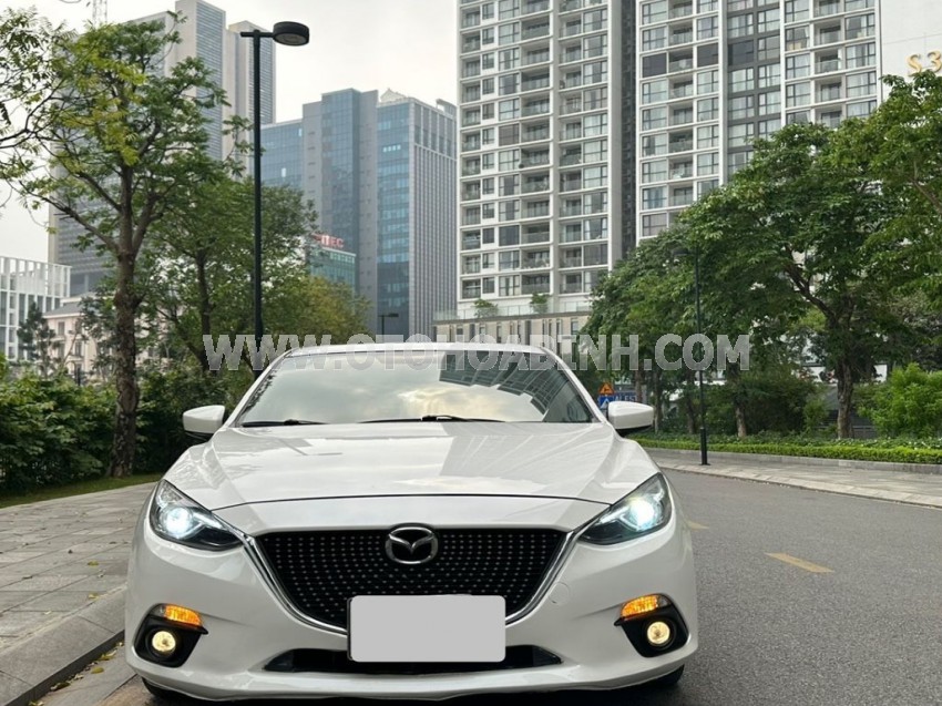Mazda 3 1.5 AT 2016